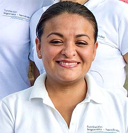 Ada Gil - Líder de Granjas Ecológicas - legorretahernandez.com