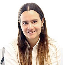 Claudia Alfaro - Coordinador de Ciudadania y Educación - legorretahernandez.com
