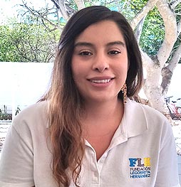 Laura Rosales - Responsable de Educación Básica Texán de Palomeque - legorretahernandez.com